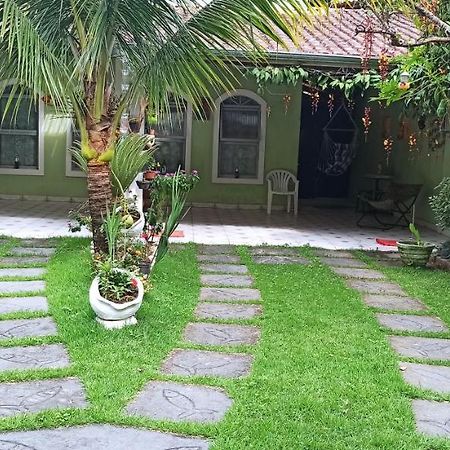 Espaco Aconchego Com Ar-Condicionado E Amplo Jardim Villa คารากัวตาตูบา ภายนอก รูปภาพ